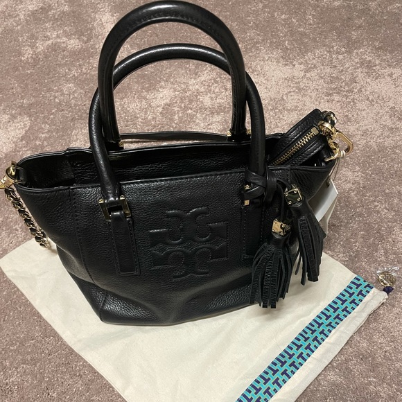 Tory Burch Handbags - Tory Burch Thea Mini Bucket Bag